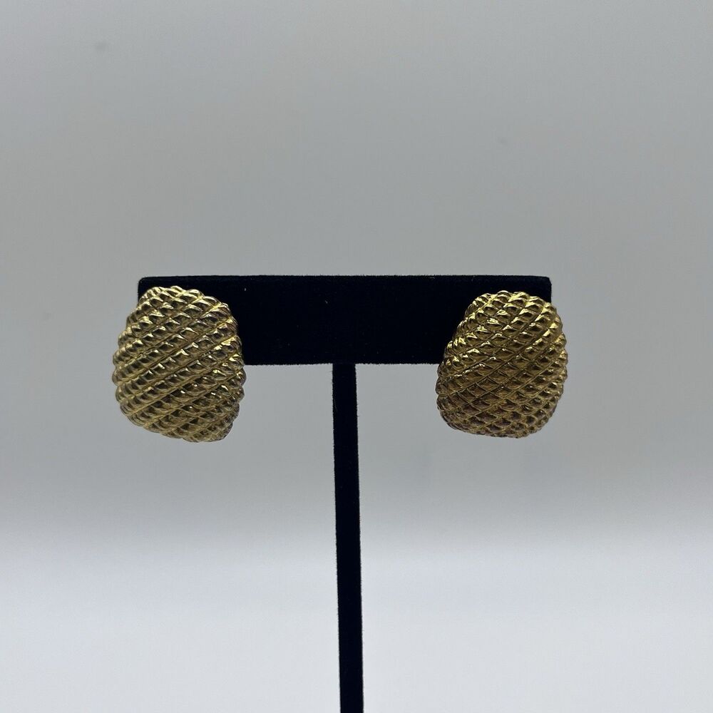 Vintage Earrings Textured Gold Tone Retro Classic Stud